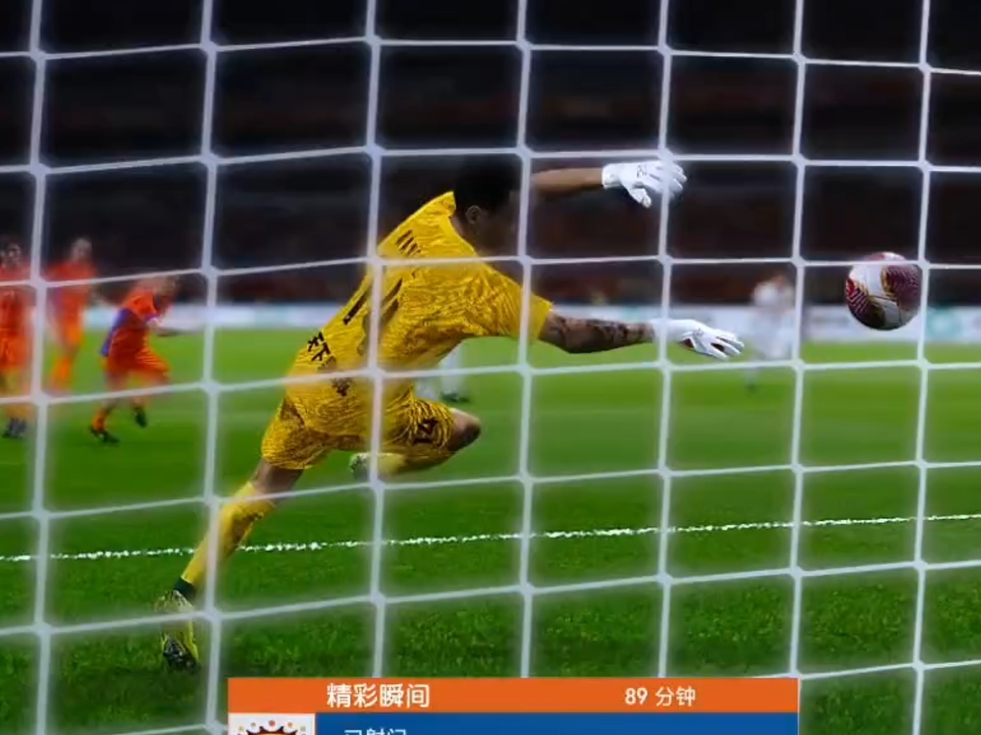 中超比赛实况报道：球员敬业态度备受赞誉的简单介绍