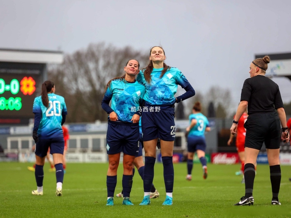 aoa体育馆-女子足球锦标赛总决赛引发热议(女子足球锦标赛总决赛引发热议的是谁)