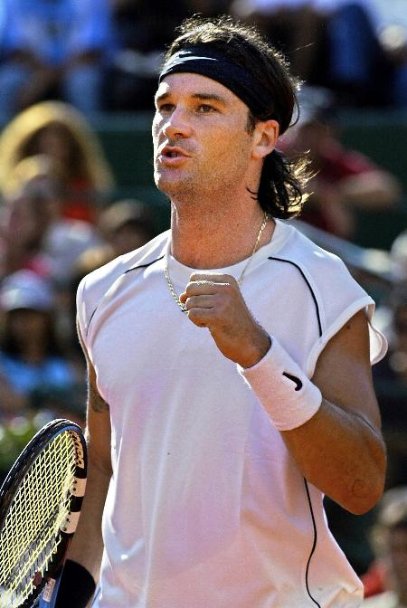 aoa体育直播-包含布宜诺斯艾利斯独立小将表现抢眼，劲旅添新力量的词条