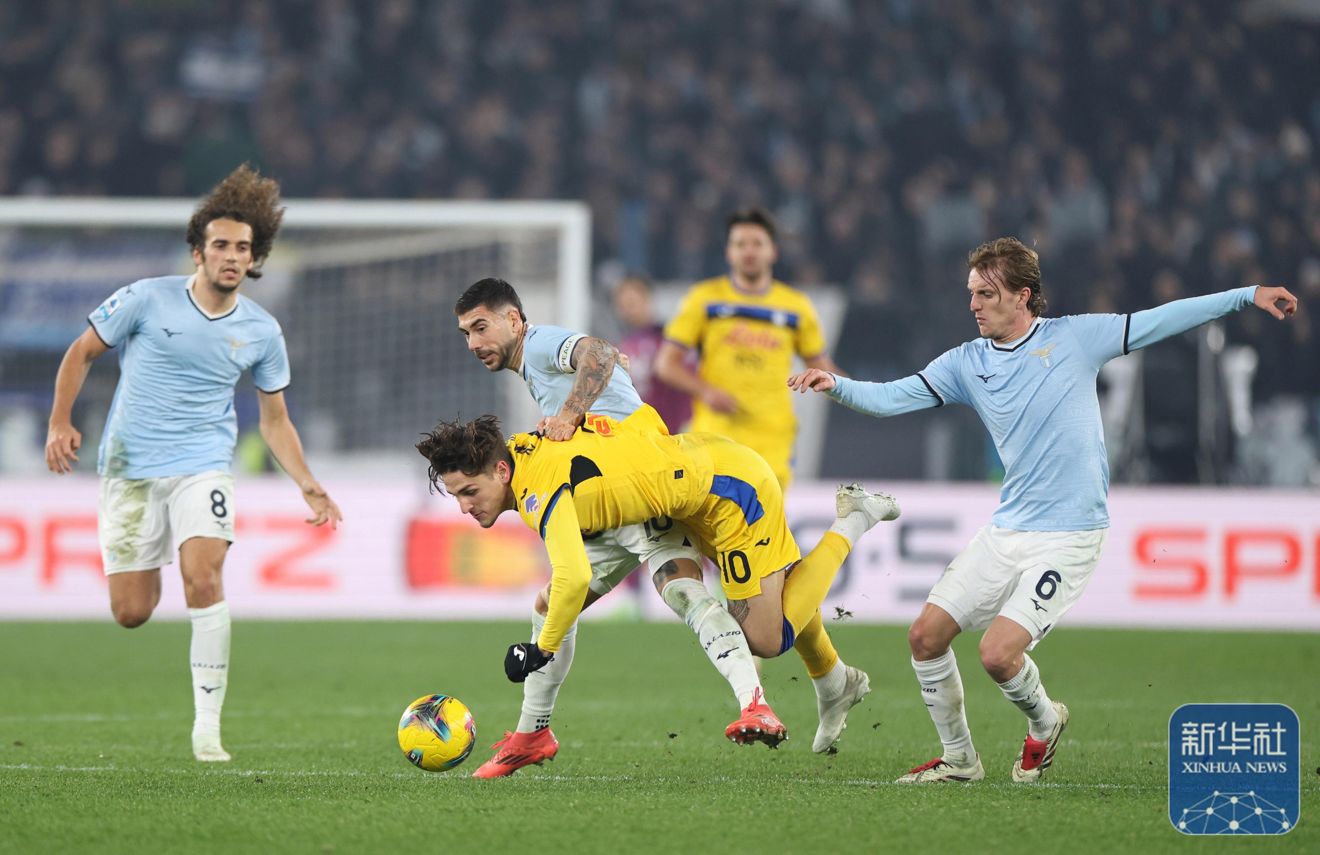 aoa体育新闻-包含拉齐奥客场惨败，降低晋级希望的词条