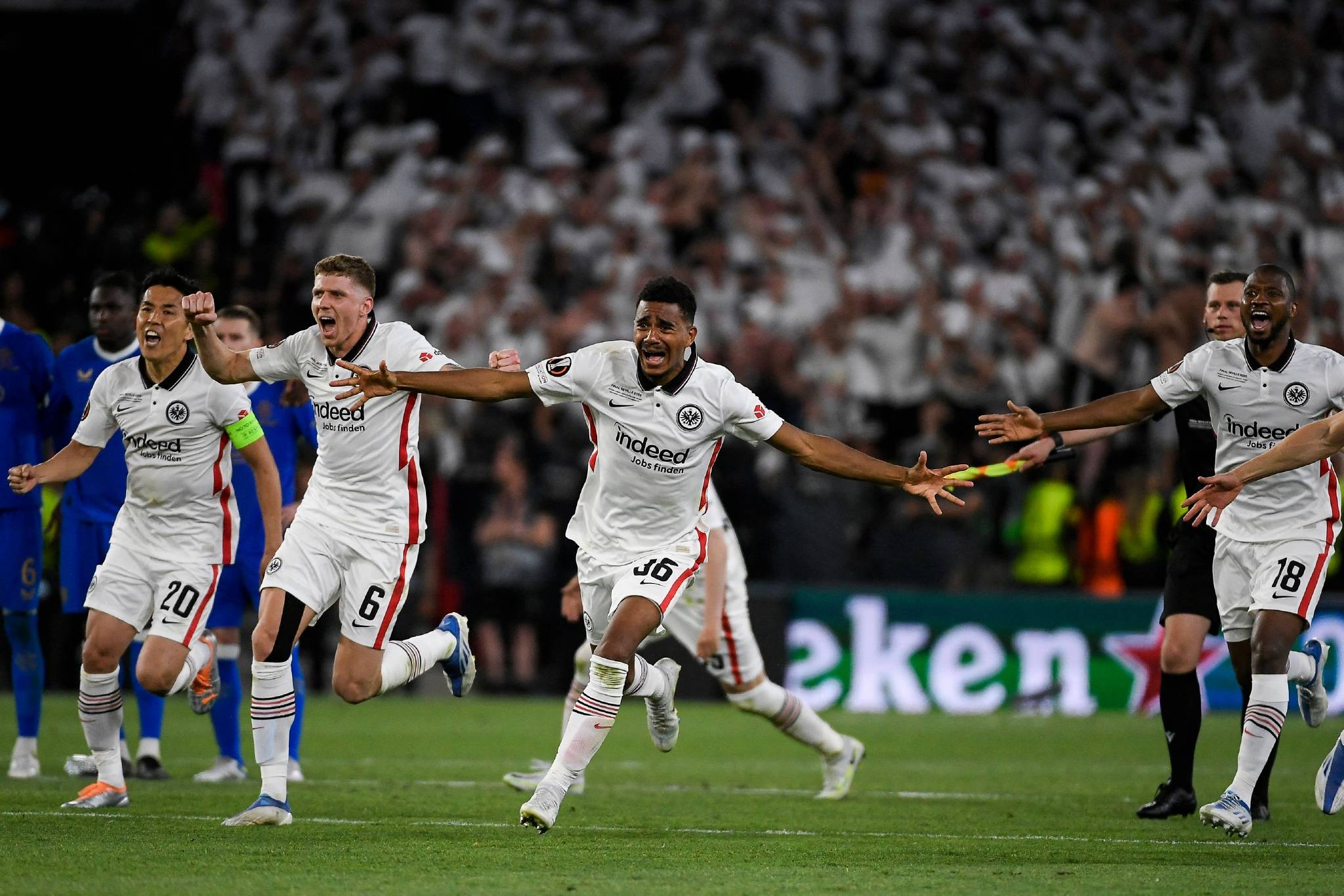 法兰克福主场不敌,遭遇连败 法兰克福主场不敌,遭遇连败