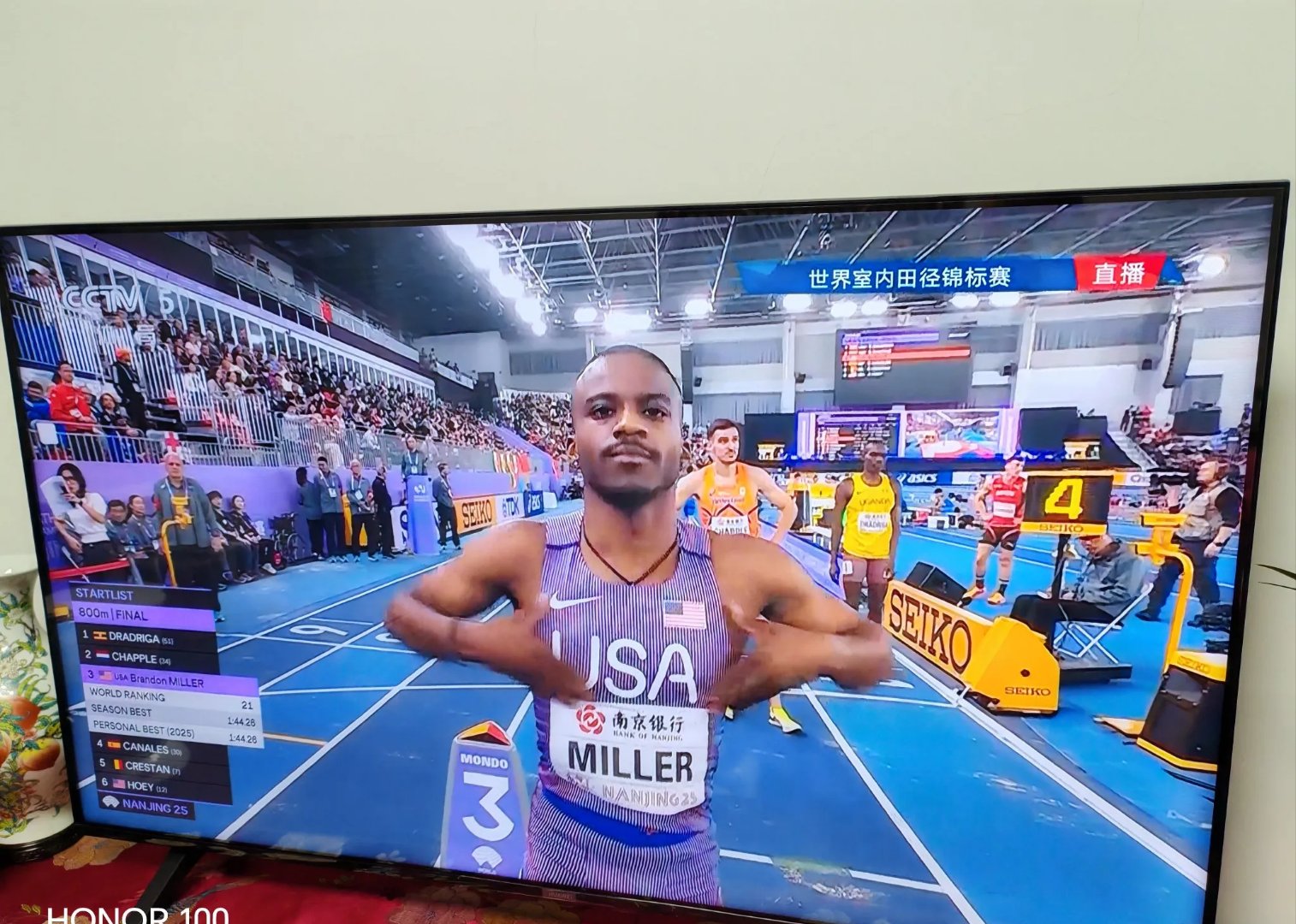 美国球员在亚洲锦标赛中脱颖而出