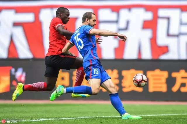 重庆力帆球队在战术方面做出重大调整