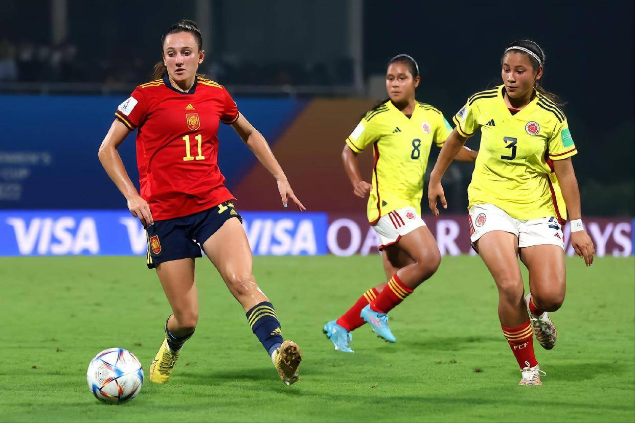 加拿大女足惜败美国，小组第二出线