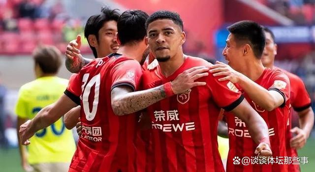 队长领衔首回合胜利，上海上港晋级的简单介绍