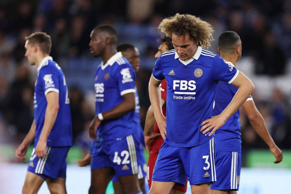 纽卡斯尔主场获胜，保级前景一线希望的简单介绍