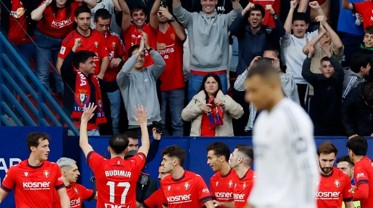 aoa体育活动-皇家社会迎战奥萨苏纳，争夺胜利