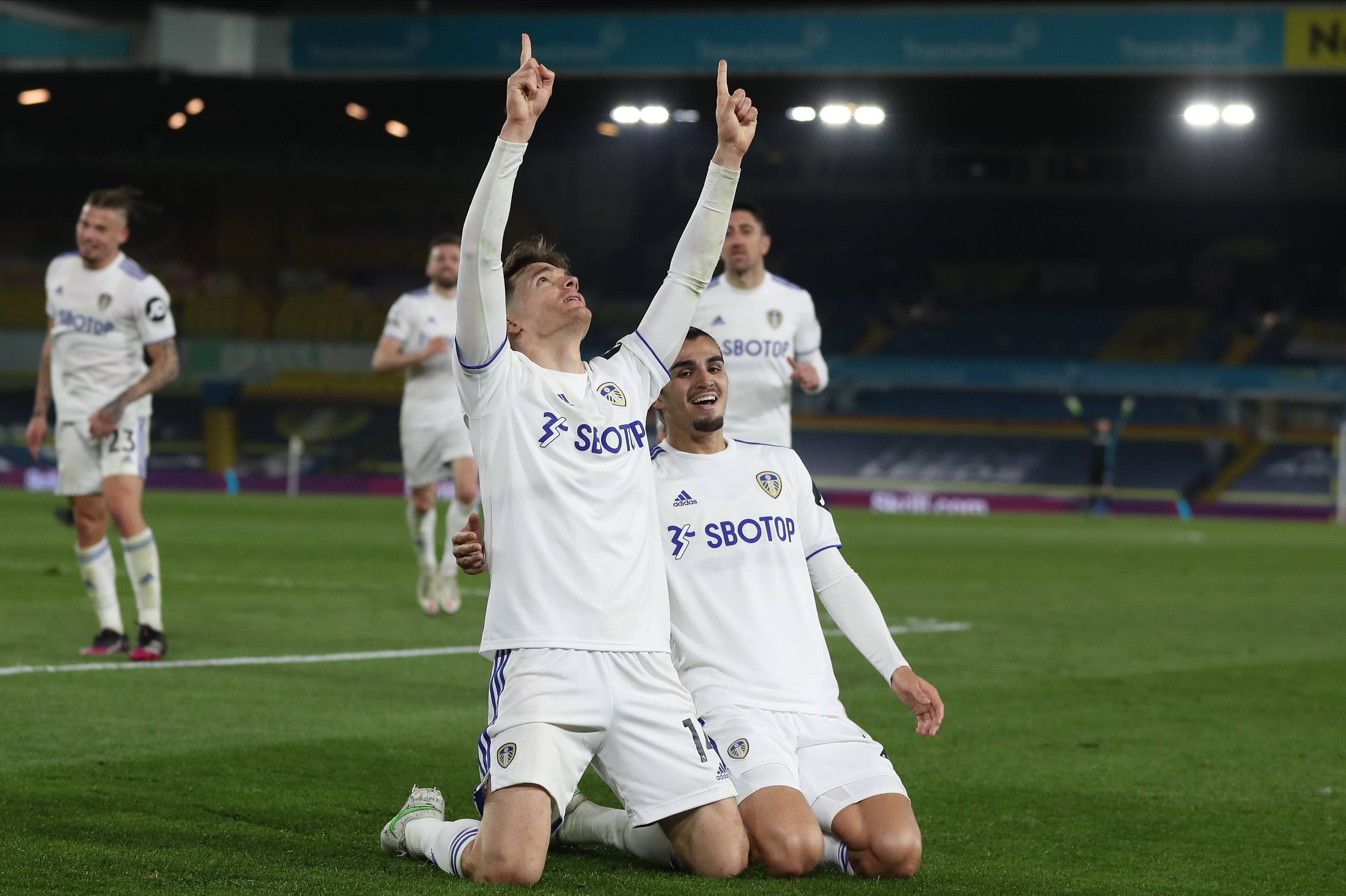 aoa体育教练-利兹联遭遇连续失球，球队需调整防守