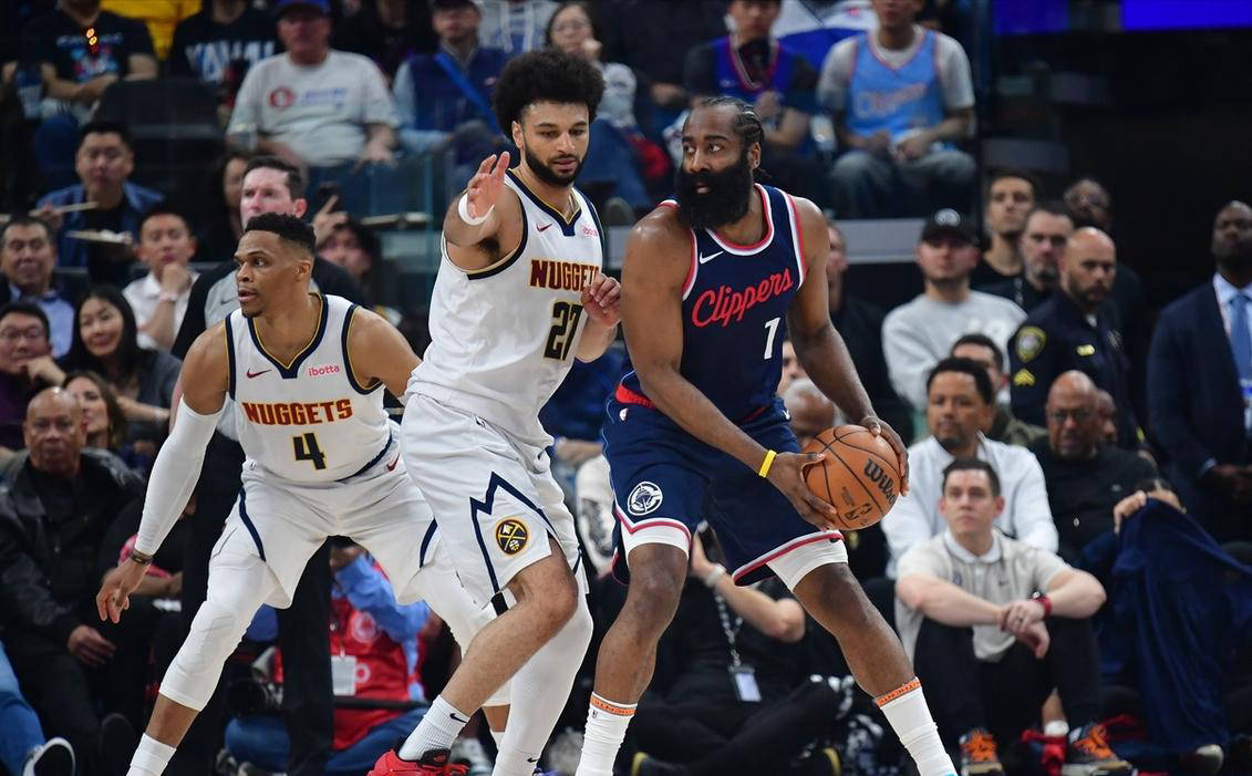 快船取得对掘金的胜利将系列赛扳平的简单介绍