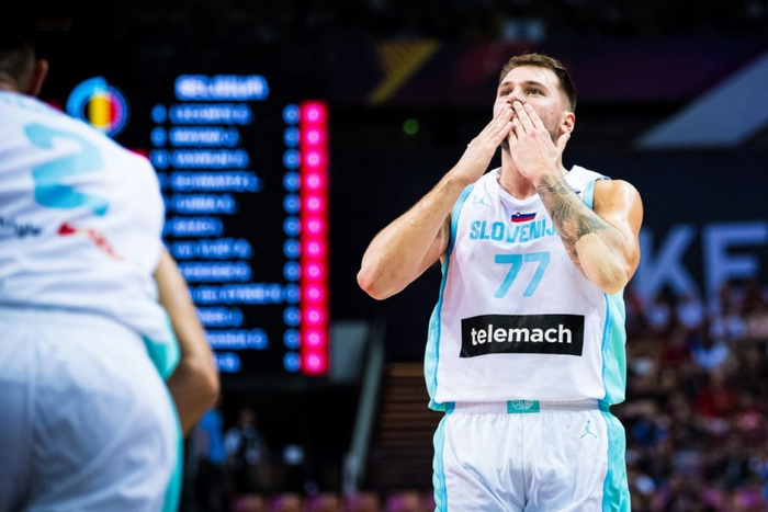 aoa体育馆-包含斯洛文尼亚国家队实力弱势，欧洲联赛预选赛难题重重的词条