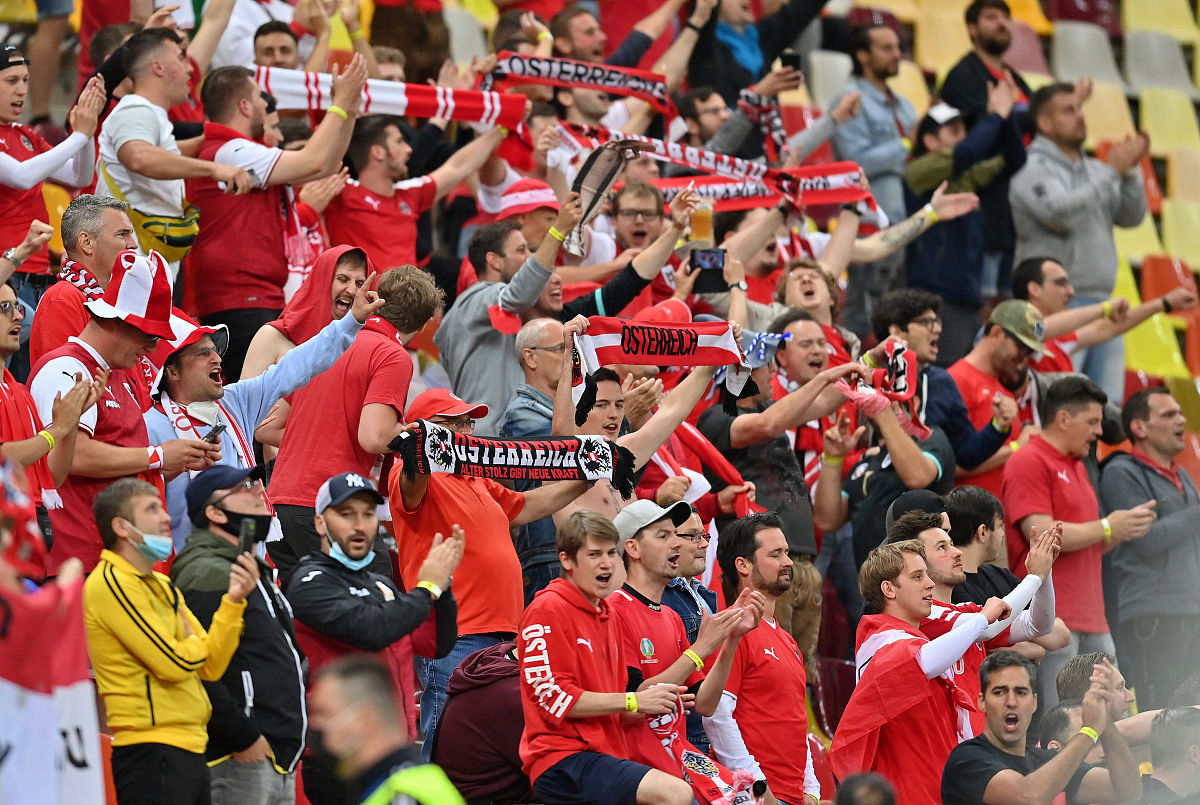 aoa体育馆-西班牙足球队晋级欧洲顶级联赛